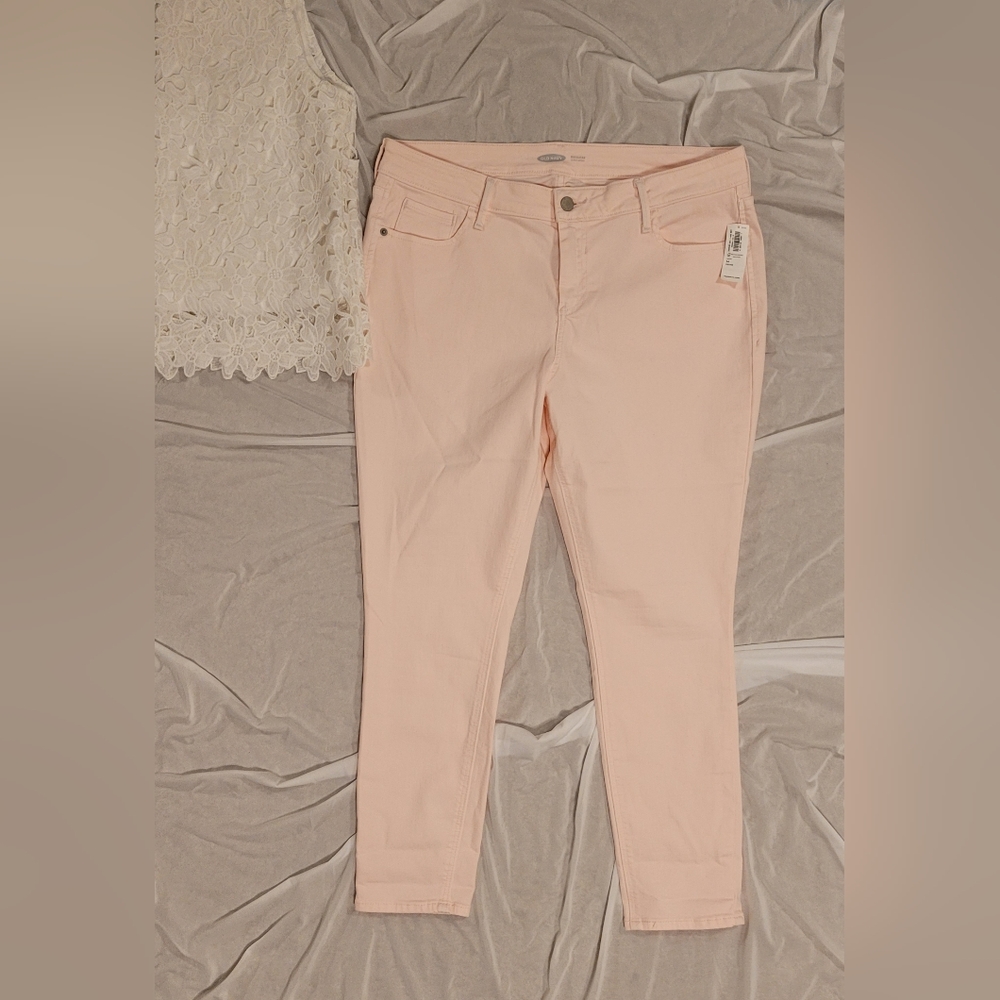 Old Navy Rockstar Super Skinny